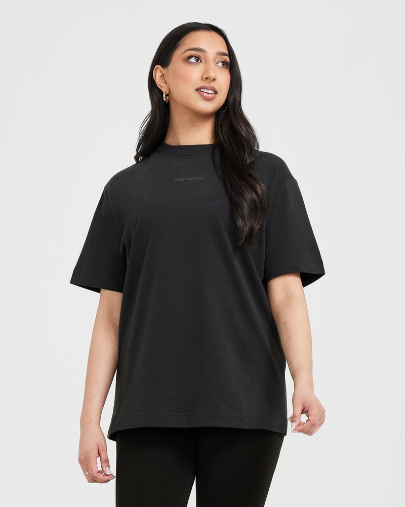 Black Graphic Oversized T-Shirt Women's | Oner Active US
