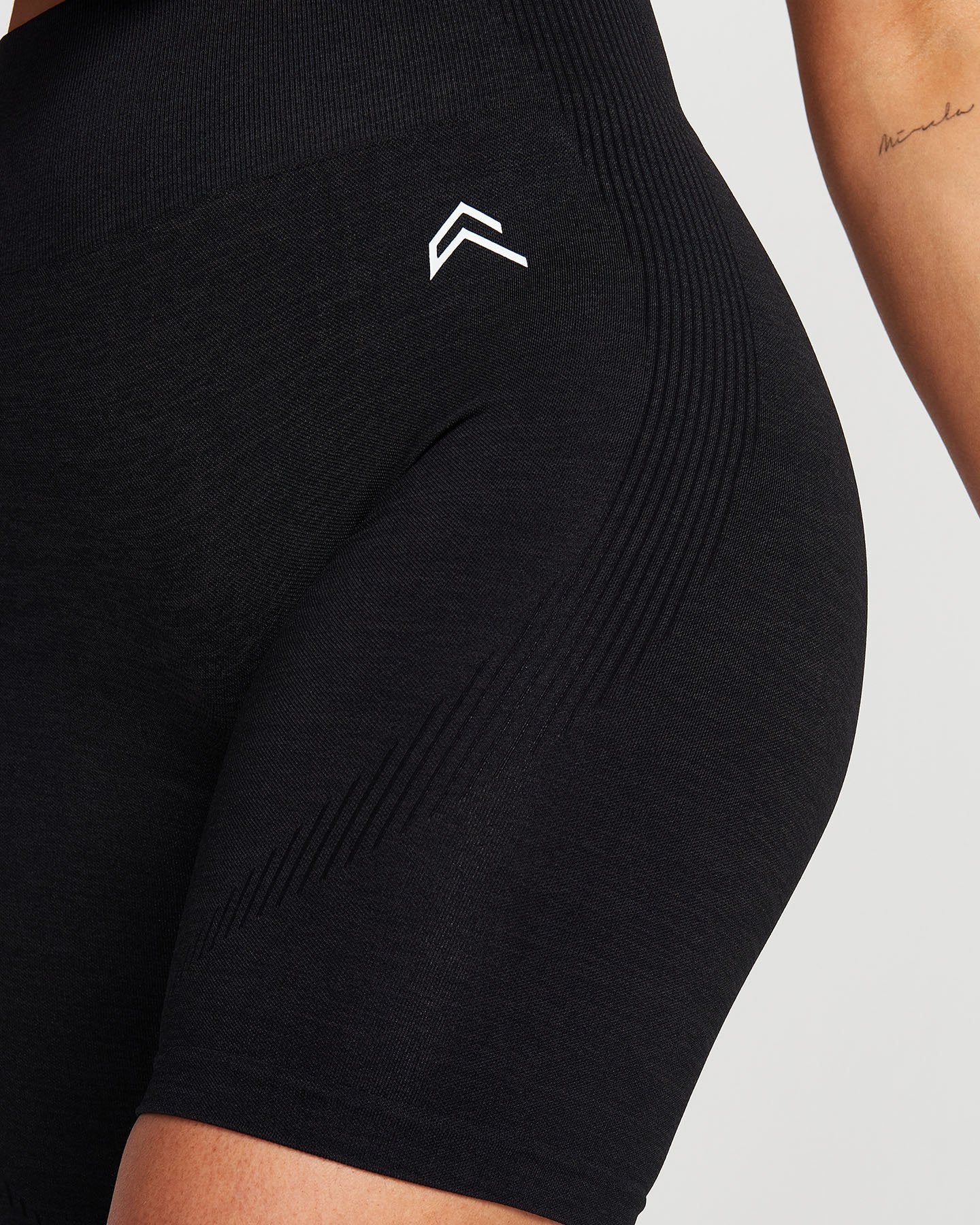 ONER ACTIVE Classic seamless cycling shorts, Women's Fashion