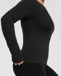 Go To Seamless Fitted Long Sleeve Top | Black