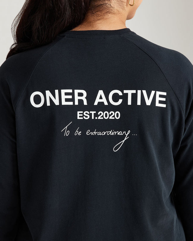 Classic Oversized Long Sleeve Tee | Black