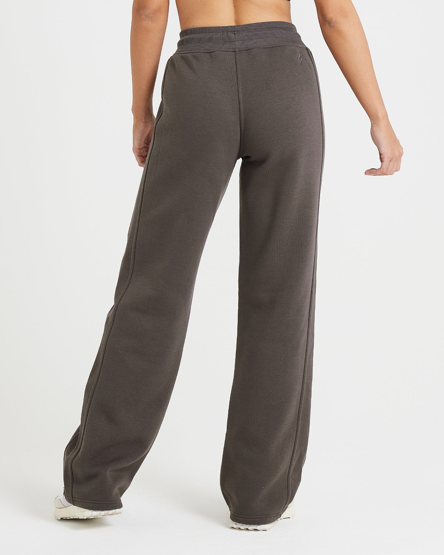 Oalka Women's Straight Leg Lounge Golf Pants with Deep Pockets  Sweatpants 29 Inches Nut Brown XS : Clothing, Shoes & Jewelry