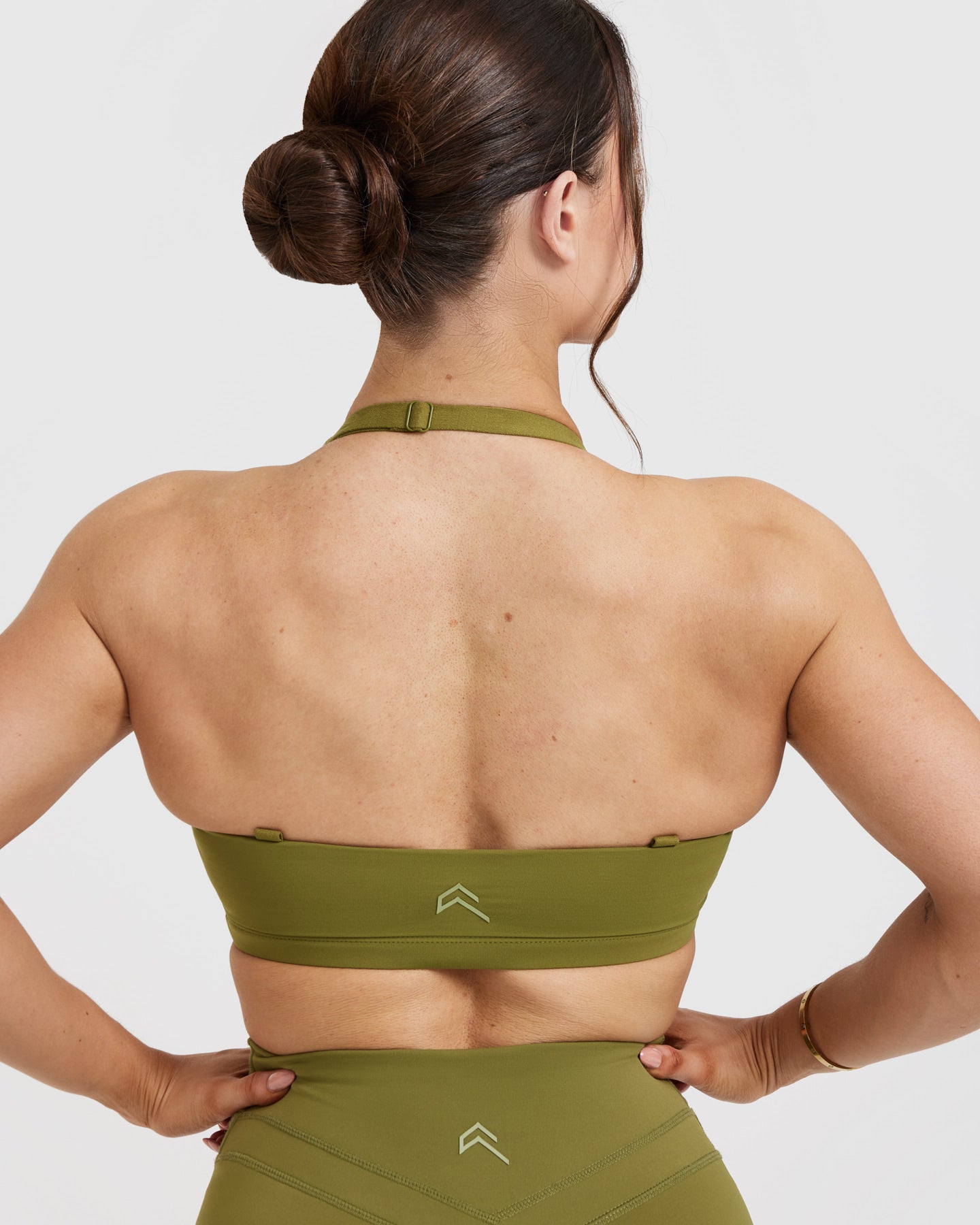 Windy Wednesday - Sports Bra - Olive Green – green.active.lifestyle